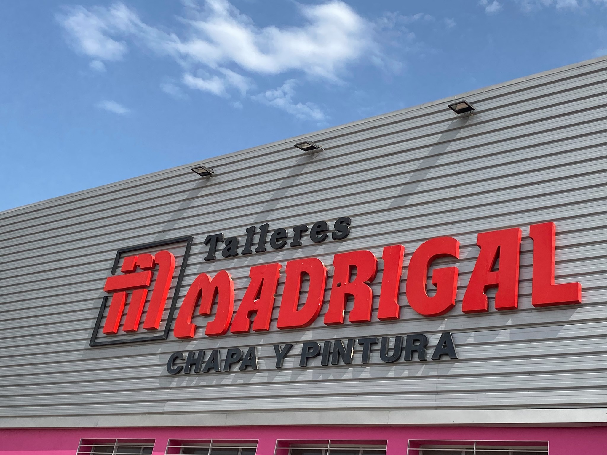 Talleres Madrigal pintura completa